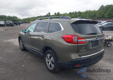 2022 Subaru Ascent Premium из США, поврежденный, VIN 4S4WMAED7N3402308